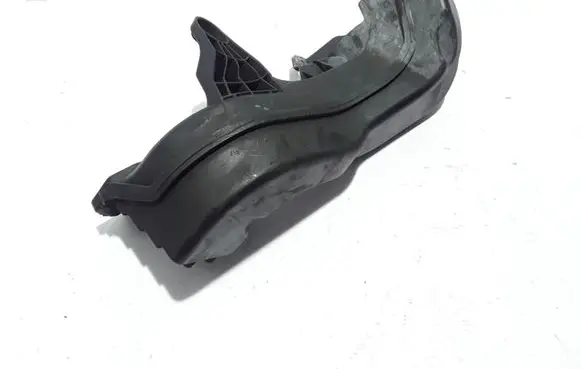 Renault Trafic III (X82) Air intake duct part 214757782R