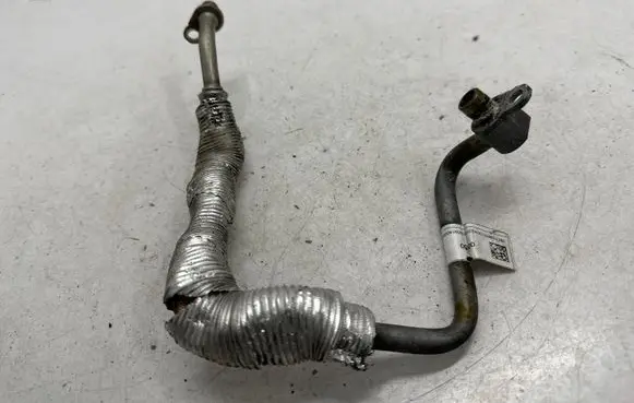 BMW 3 F30 F35 F31 Turbo turbocharger oiling pipe/hose