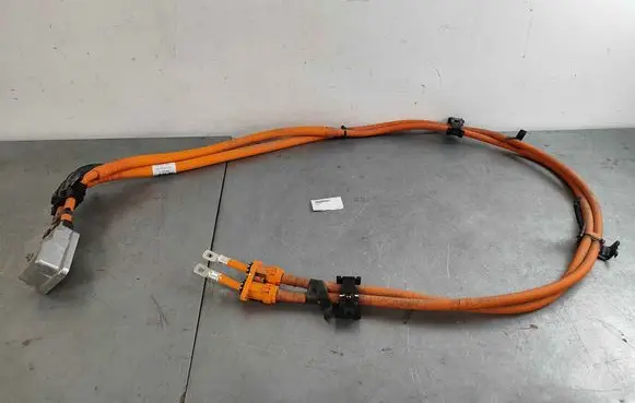 Volvo C40 High voltage cable 32340938