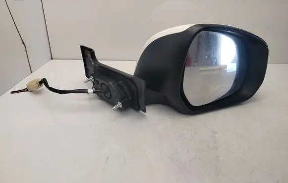 Suzuki Splash Front door electric wing mirror