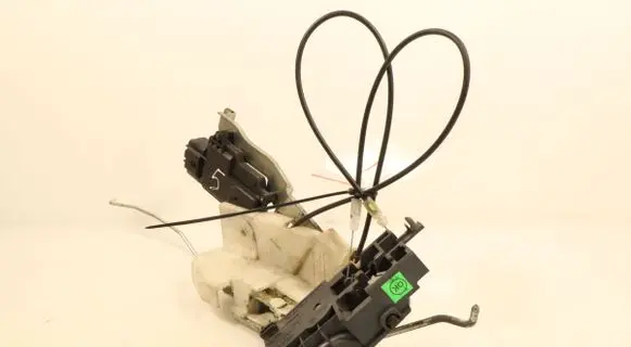Suzuki Alto Front door lock 