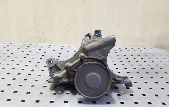 Mini Cooper Countryman R60 Water pump 782300803