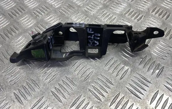 Volkswagen Golf VII Front bumper mounting bracket 5G0807050A