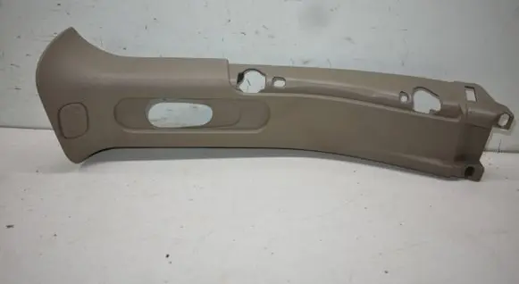 Chrysler Town u0026 Country V (B) pillar trim (top) C289008AF