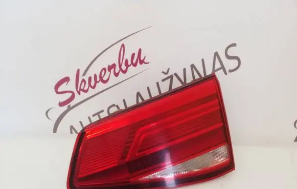 Volkswagen PASSAT B8 Tailgate rear/tail lights 195296