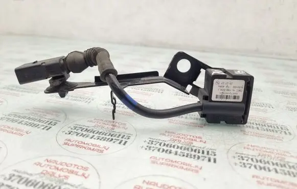 Audi A8 S8 D3 4E Air suspension front height level sensor 4E0616576K