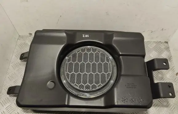 Dodge Durango Subwoofer speaker 05064609AC