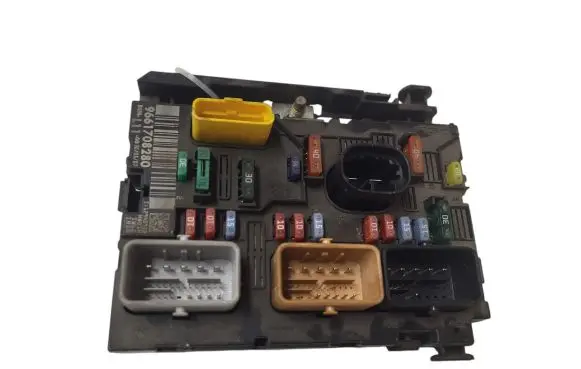 Peugeot 307 CC Comfort/convenience module 9661708280 BSML1100