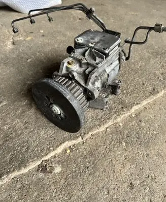 Fuel injection high pressure pump