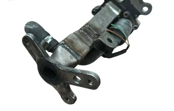 Volvo V70 EGR valve cooler 30637142 049374 D2689