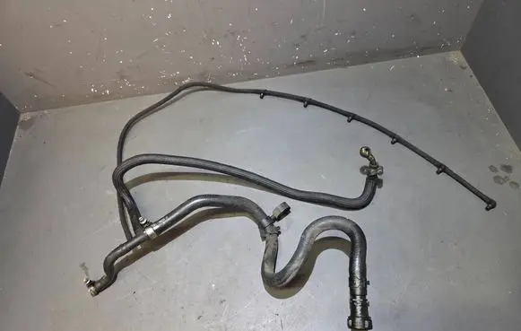 BMW 5 E60 E61 Fuel return line/hose 7795633