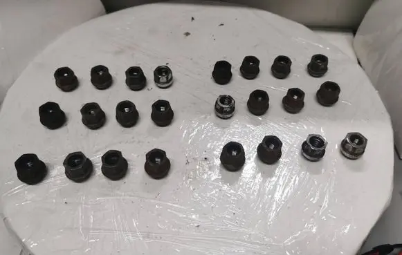 Chevrolet TrailBlazer Nuts/bolts 