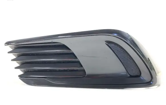 Toyota Auris E180 Front bumper lower grill 8148202560