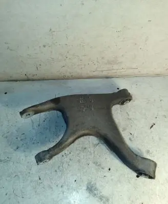Audi A6 C7 Rear upper control arm/wishbone 8K0505311