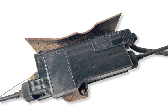 Mercedes-Benz S W221 Hand brake control module A2214302849 A2214300649 A2214420636