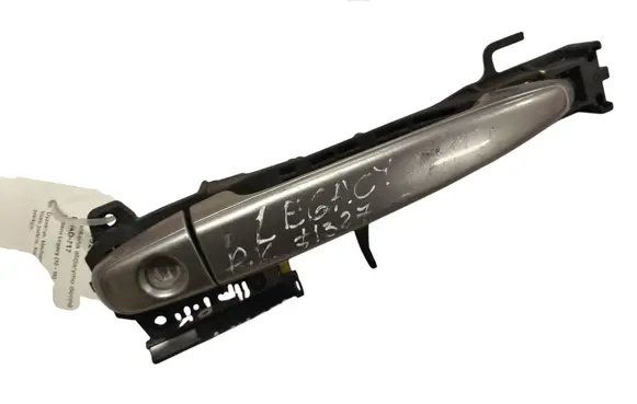Subaru Legacy Front door exterior handle