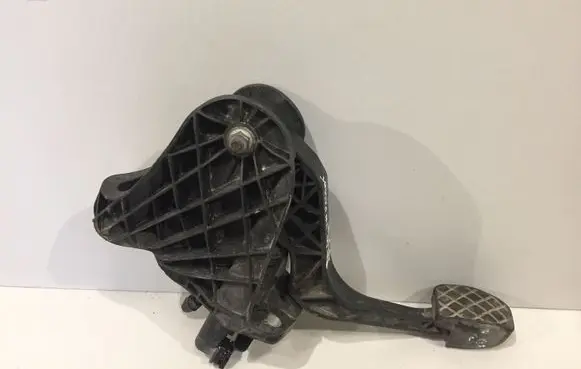 Clutch pedal