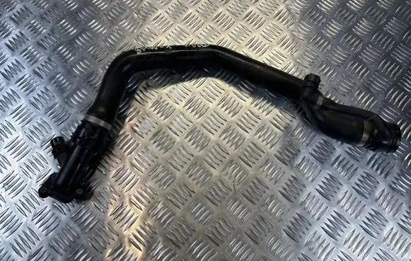 BMW 1 E81 E87 Engine coolant pipe/hose