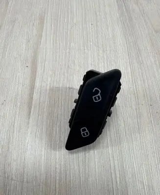 Volkswagen Golf VII Central locking switch button 5G0962125A
