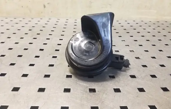 Volkswagen Golf V Horn signal E970388