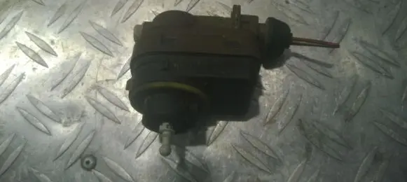 Peugeot 306 Headlight level adjustment motor PA66MD30GF15 PPGF20