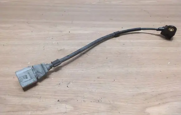 Volkswagen Polo IV 9N3 Camshaft position sensor
