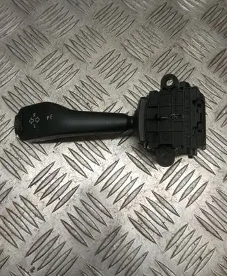 BMW 3 E46 Indicator stalk 8363668 01104010