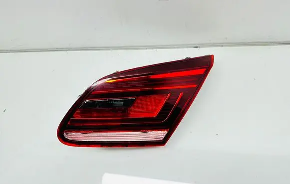 Volkswagen PASSAT CC Tailgate rear/tail lights 3C8945308P 81180201