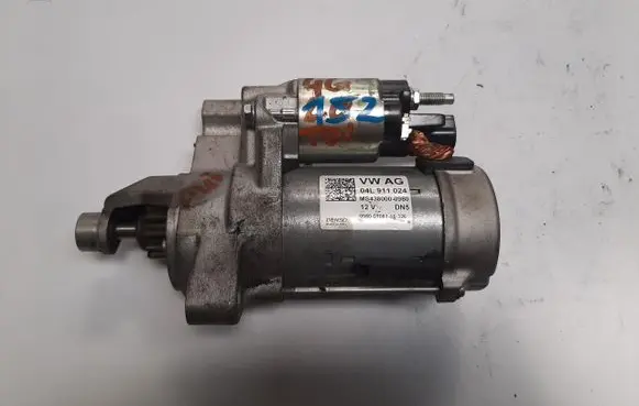 Audi A4 S4 B9 8W Starter motor 04L911024