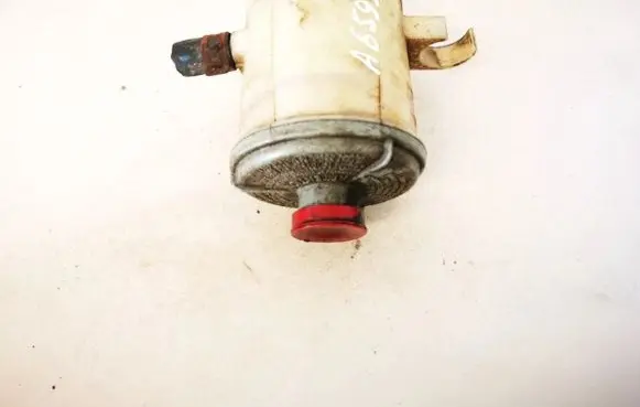Honda CR-V Power steering fluid tank/reservoir