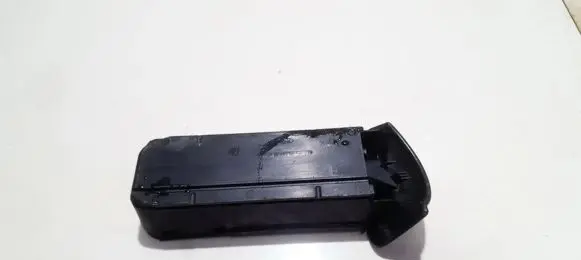 Glove box