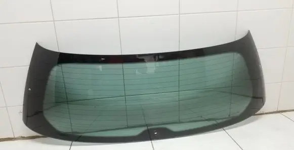 Opel Astra H Rear windscreen/windshield window 
