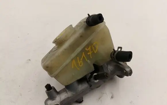 Lexus IS 200-300 Brake booster