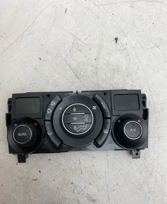 Peugeot 3008 I Climate control unit 96738322XT