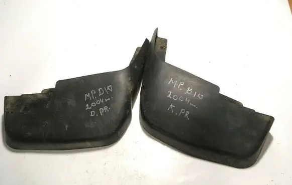 Mitsubishi Pajero Front mudguard MR437595 MR437596