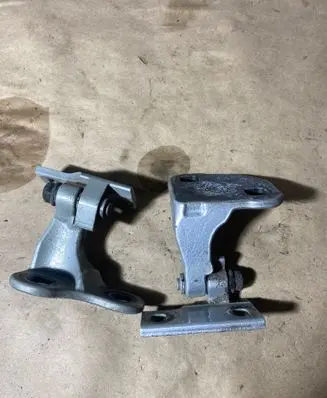 BMW 7 E65 E66 Front door hinge set 7017818 7017816