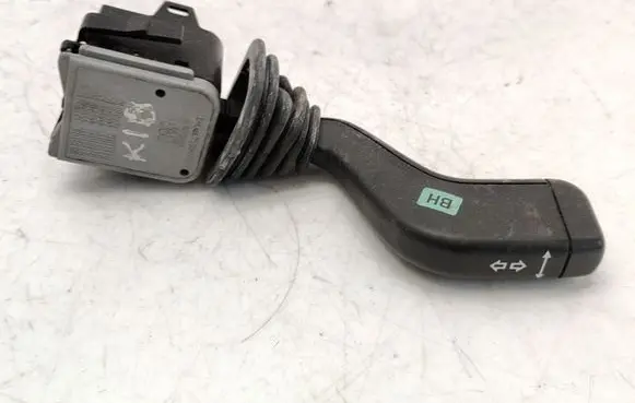 Opel Vectra B Indicator stalk 09181010 12239911 09181011