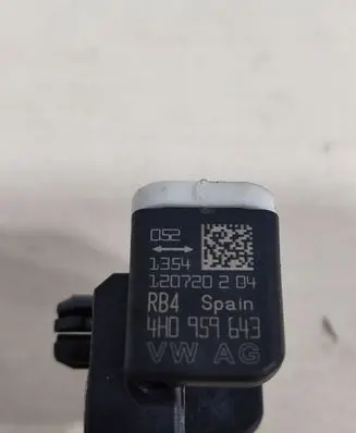Audi A8 S8 D4 4H Airbag deployment crash/impact sensor 4H0959643