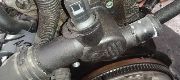 Audi A3 S3 8P Engine coolant pipe/hose 06A121133AL