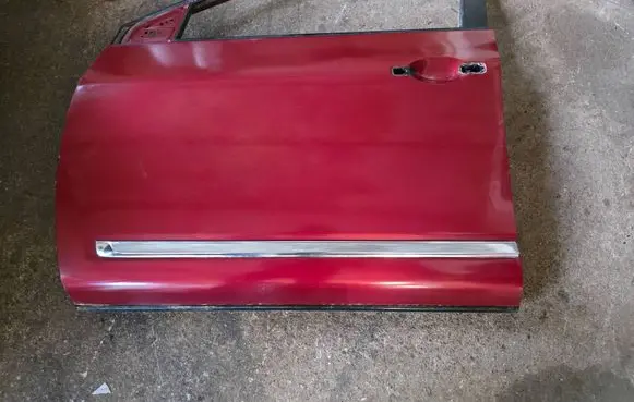 Nissan Rogue Front door