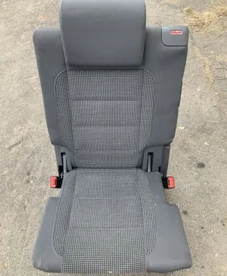 Volkswagen Touran I Third row seats 