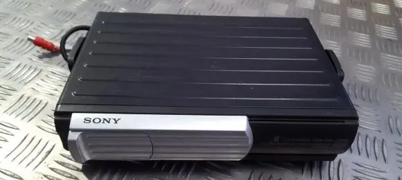CD/DVD changer