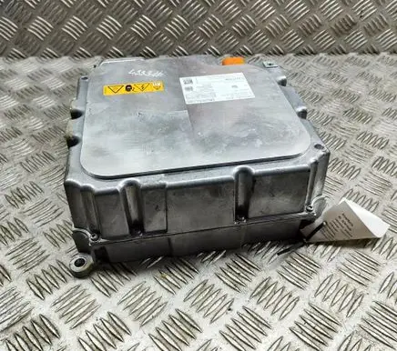 Mercedes-Benz EQE v295 Voltage converter inverter A0009011622 A0009028185