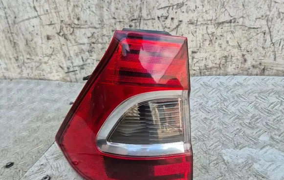 Ford Galaxy Rear/tail lights 17701401 17701011