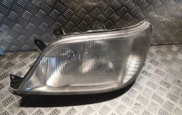 Mercedes-Benz Sprinter W901 W902 W903 W904 Headlight/headlamp 9018201061 A9018201061