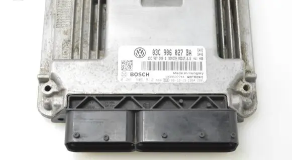 Volkswagen Golf VI Engine control unit/module 03C906027BA