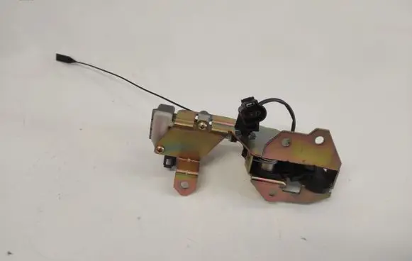 Volkswagen Touareg I Tailgate window lock/catch/latch 7L0827506D