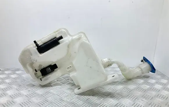Audi A3 S3 8V Windshield washer fluid reservoir/tank 5Q0955453R 6R0955681 1K6955651