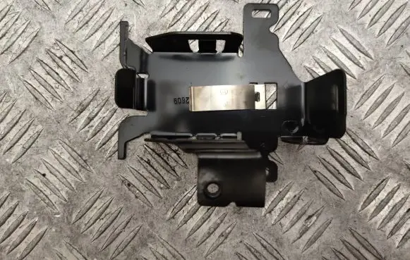 Mercedes-Benz S W221 Battery bracket A2215459840
