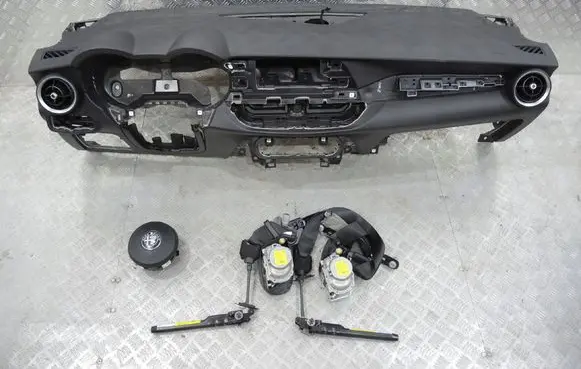 Alfa Romeo Stelvio Dashboard